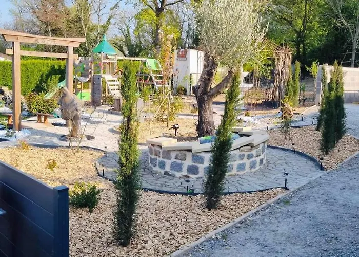 Hébergement de vacances La Plumeria *