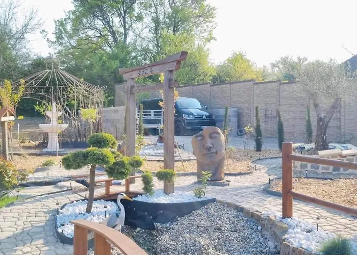 Hébergement de vacances La Plumeria